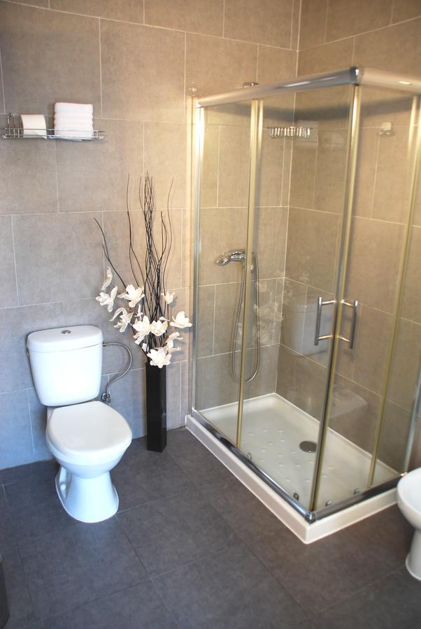 Hotel Casita Amarilla Барселона Екстериор снимка